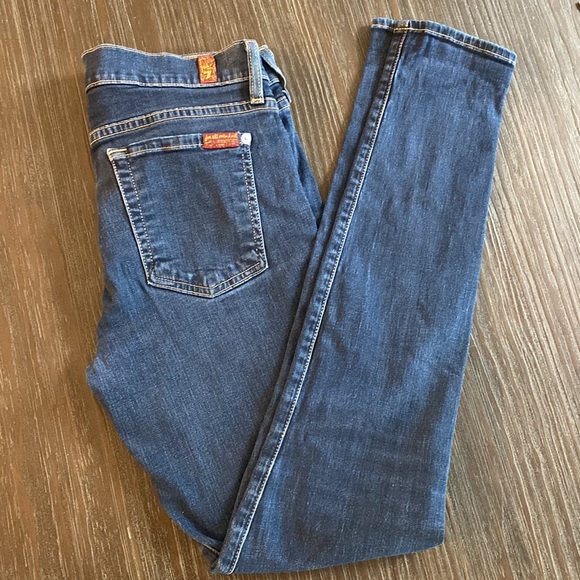 7 for all mankind ladies, denim in size 28 made in the USA. - Picture 6 of 8